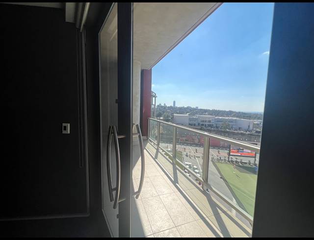 631M² OFFICE TO LET IN MELROSE ARCH